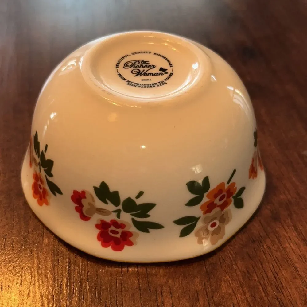 Set of 4 Pioneer Woman Nesting Measuring Cups -Different Floral Ceramic Bowls